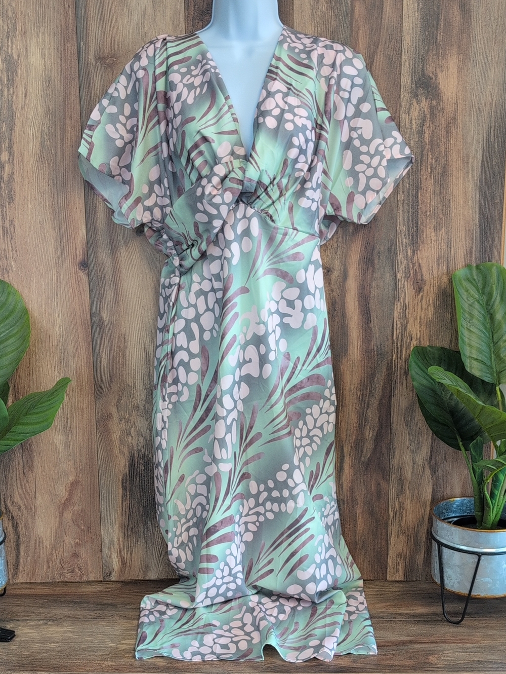 Mint & Blush Floral Wrap Maxi Dress NWT L       Q329